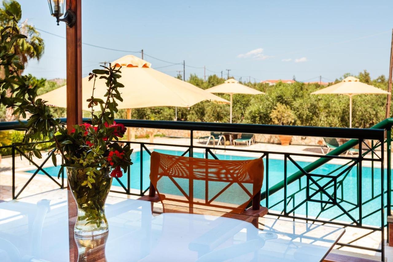 Dukes Poolside Houses Parálion Ástros エクステリア 写真