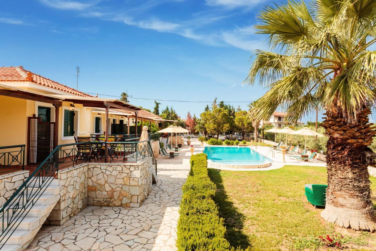 Dukes Poolside Houses Parálion Ástros エクステリア 写真